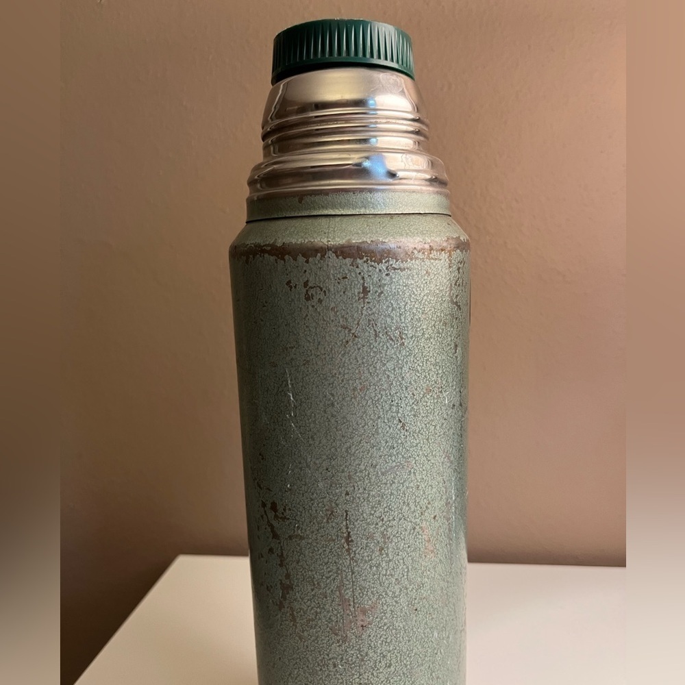 Vintage Stanley Green Thermos Aladdin Half Gallon / 2 Qt. No. RH94 - Picture 8 of 16
